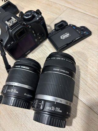 Cámara Canon EOS 550D + Accesorios
