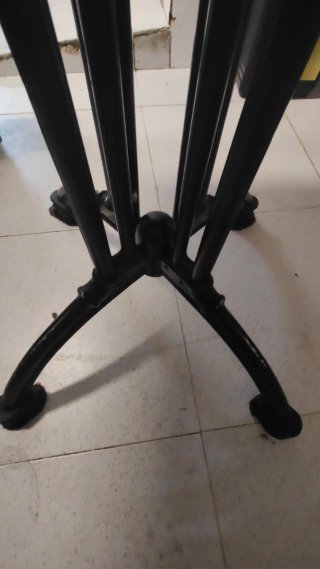 Base de mesa vintage hierro negro