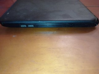 HP Compaq 15-h000ss Portátil Plata/Negro