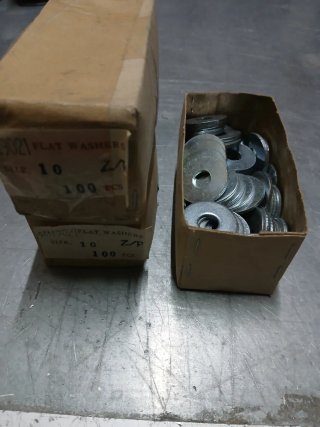 100 Arandelas metálicas con calibre.Caja Tamaño 10