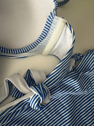 Bikini Calzedonia Rayas Azul y Blanco