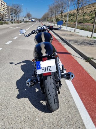 Triumph Thruxton 900 EFI Negra (2012) 8800km