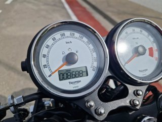 Triumph Thruxton 900 EFI Negra (2012) 8800km