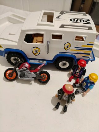 Camión blindado y moto Playmobil