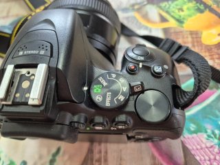 Nikon D5500 + 2 objetivos + extras