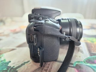 Nikon D5500 + 2 objetivos + extras