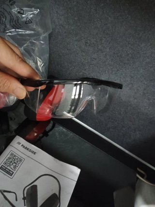 Set cuffie e occhiali protezione nuovi