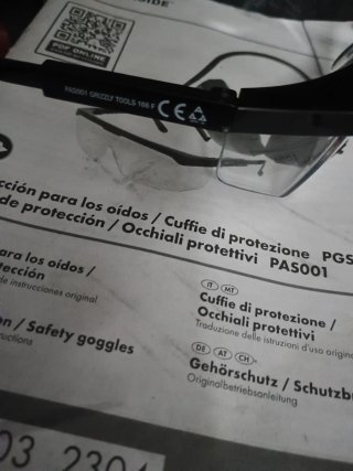 Set cuffie e occhiali protezione nuovi