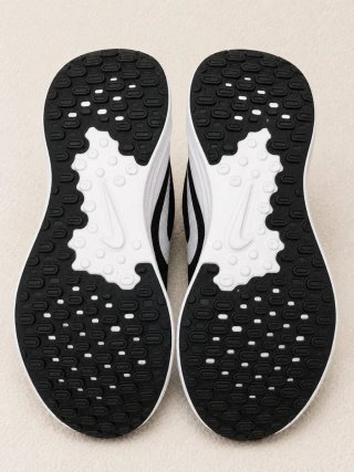 Nike Revolution Running Shoes Black/White comfort