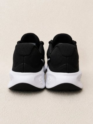 Nike Revolution Running Shoes Black/White comfort