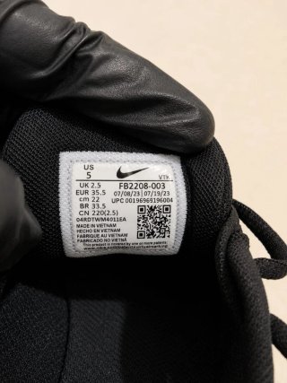 Nike Revolution Running Shoes Black/White comfort