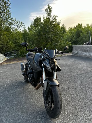 Suzuki GSX-8S A2 Negra