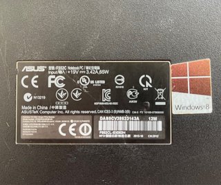 Portátil ASUS 15.6” Rápido + Cargador + Ratón