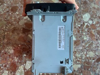 Radio VW RCD 300 MP3 Golf V Original (CON CÓDIGO)