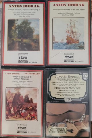 Lote 24 Cintas de Casete Grandes Clásicos.
