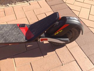 Patinete eléctrico Aprilia E RSV - EVO -