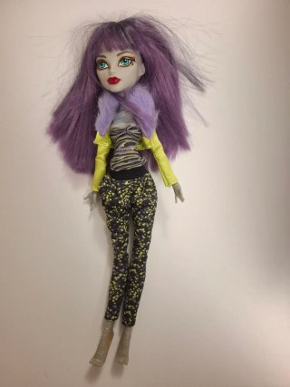 Muñeca Monster High con ropa