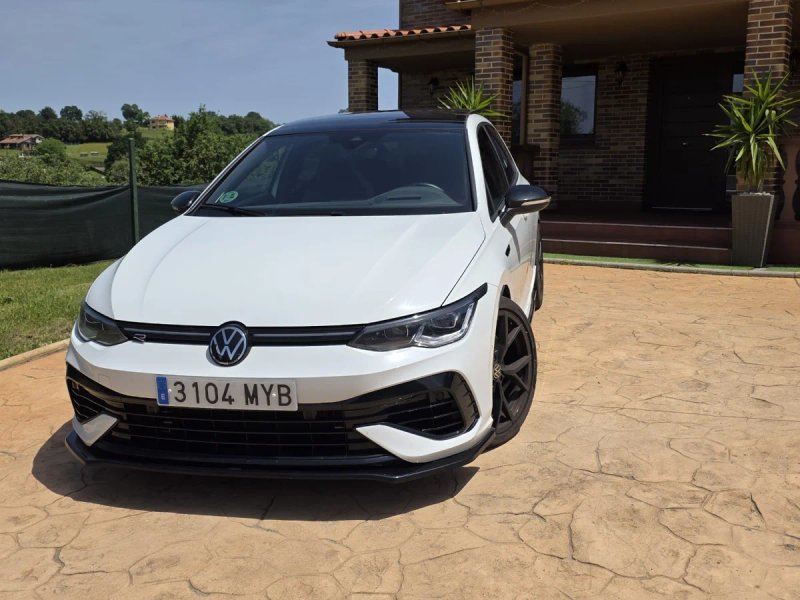 Volkswagen Golf R 2023