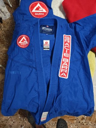 Kimono Gracie barra Jiu Jitsu Talla A1 Azul