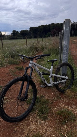 Canyon Spectral 5 AL Talla M 2024