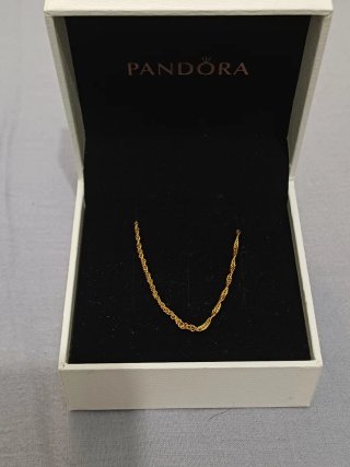 Bolsa y Caja Pandora Blanca