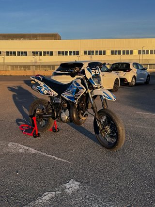 Yamaha DTX 125 2T Supermotard  Azul/Blanco/negro