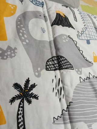 Edredón infantil dinosaurios 2,50x1,80