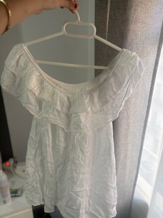 Blusa blanca escote Bardot