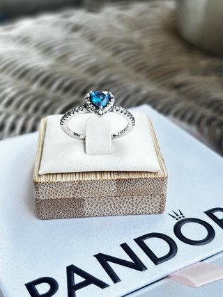 Anillo Pandora Corazón Azul Brillante Talla 56