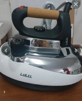 Ferro da stiro professionale con caldaia LAR.EL