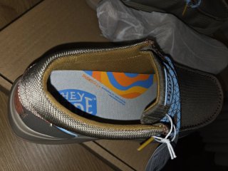 Zapatos Hey Dude Talla 42 Hombre nuevos