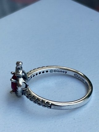 Anillo Pandora Corazón Rojo Talla 56