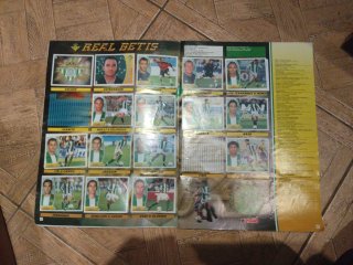 Álbum Liga 2003-2004 con 410 cromos