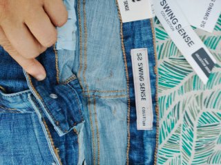 Pantalón vaquero elástico azul