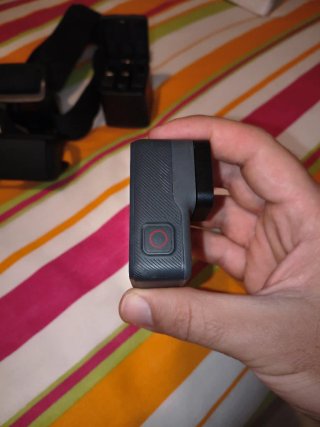 GoPro Hero 6 Black + 3 Baterías + Soporte Cabeza