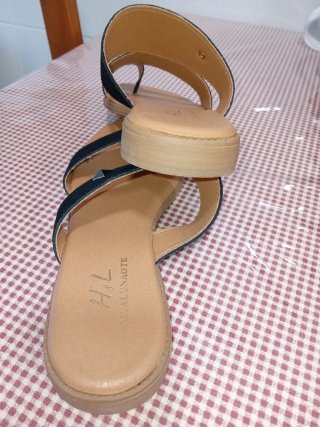 Sandalias NAOTE Beige y Negro