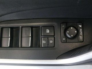 Toyota Rav4 2.5l 220H Advance