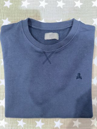 Sudadera Azul Scalpers Talla M ( es ajustada)