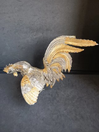 Figuras de gallos decorativas