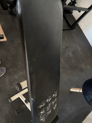 Banco abdominales, cada uno por  por 20€.
