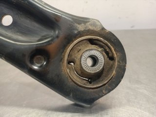 BRAZO SUSPENSION INFERIOR DELANTERO IZQUIERDO VOL
