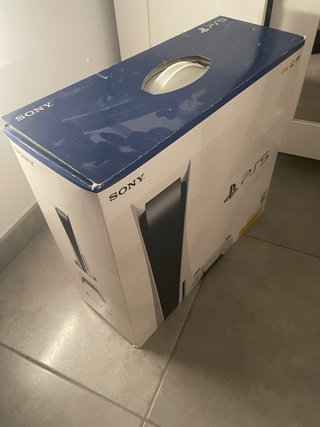 PS5 con mando, caja y factura