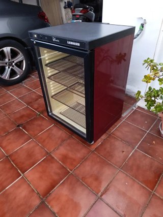 Vinoteca Liebherr 89x60