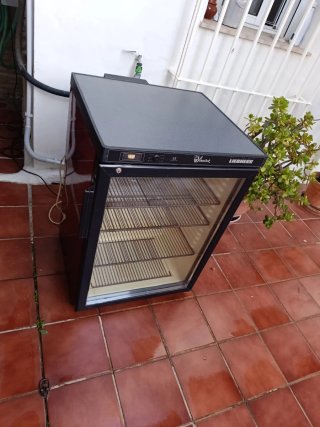 Vinoteca Liebherr 89x60