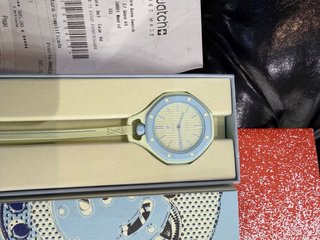 Swatch Reloj Blau Ach