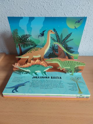 Libros con 6 desplegables (euskera, +6 años) NUEVO