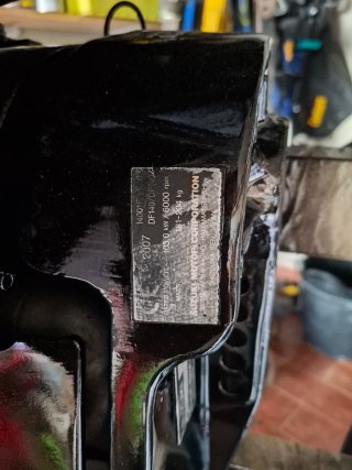 Fueraborda Suzuki DF 140 2007 300h
