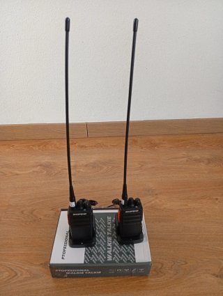 Walkie Talkie Baofeng PMR con Auriculares