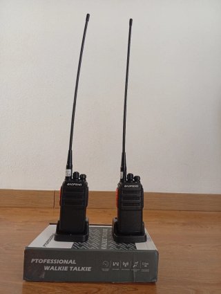 Walkie Talkie Baofeng PMR con Auriculares