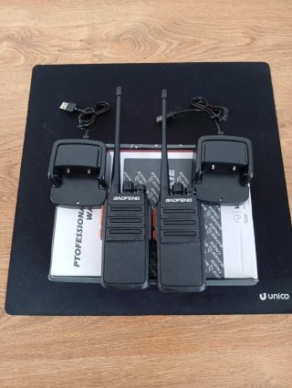 Walkie Talkie Baofeng PMR con Auriculares